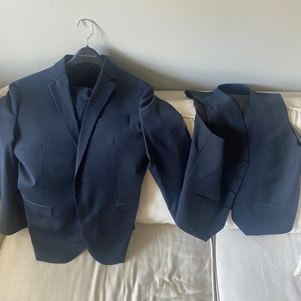 Kenneth Cole Awearness Slim Fit 3 Piece Suit Size 42 Regular